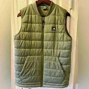 Mens New Balance Weekender Vest Size  Small